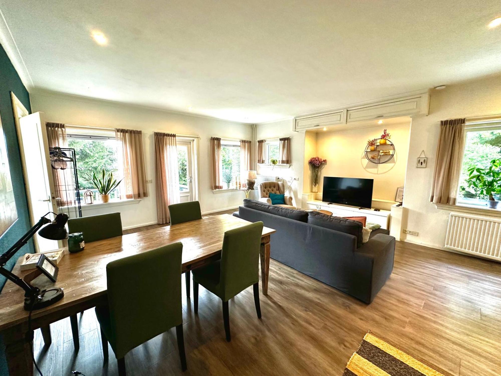 Guesthouse Villa De Eikhof Hengelo  Dış mekan fotoğraf